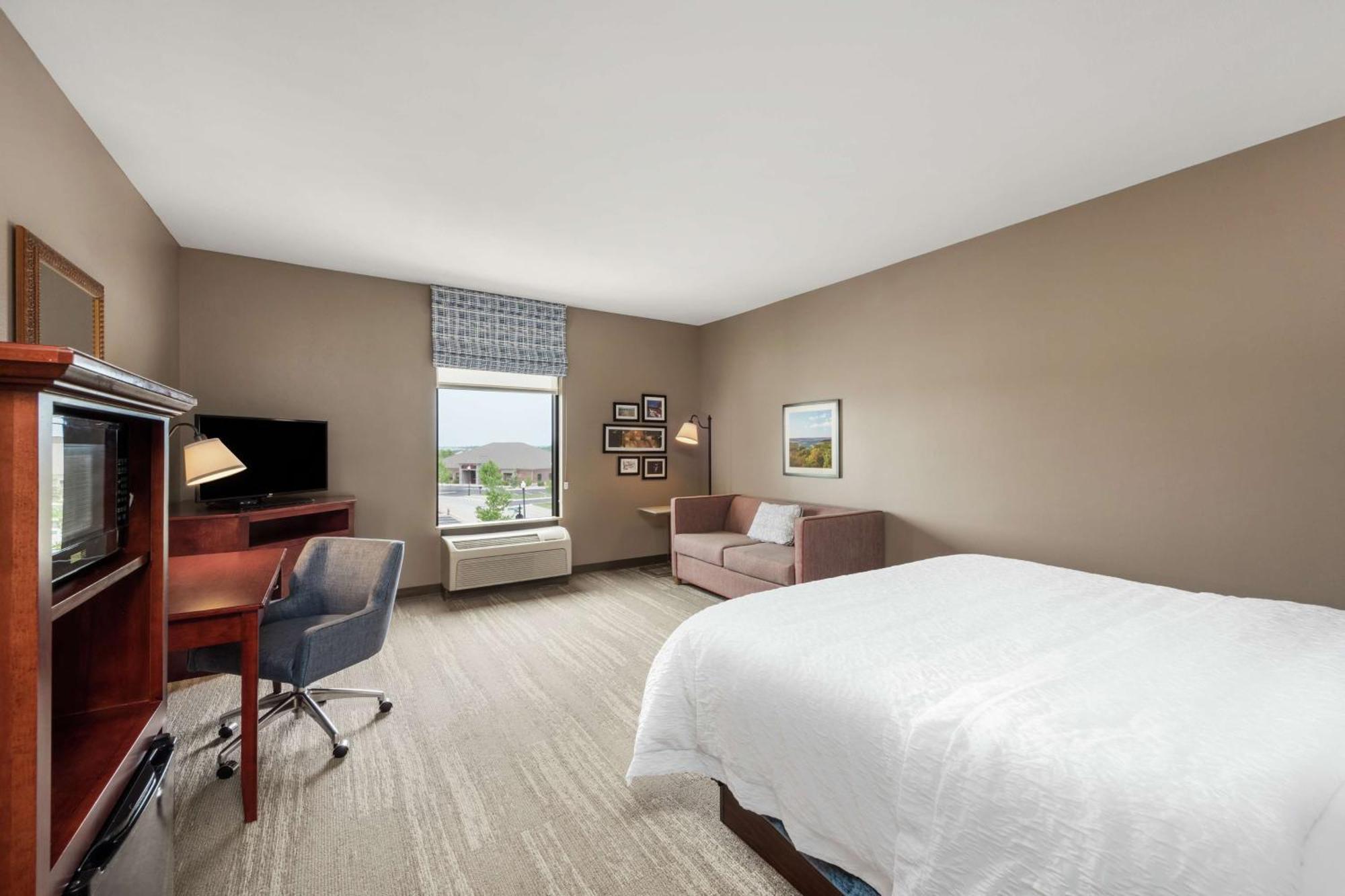 Hampton - Hills Branson