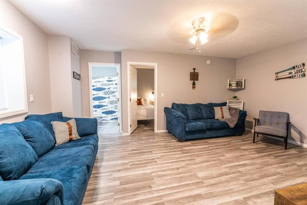 Tribesman #23 Newly Renovated, Near Silver Dollar