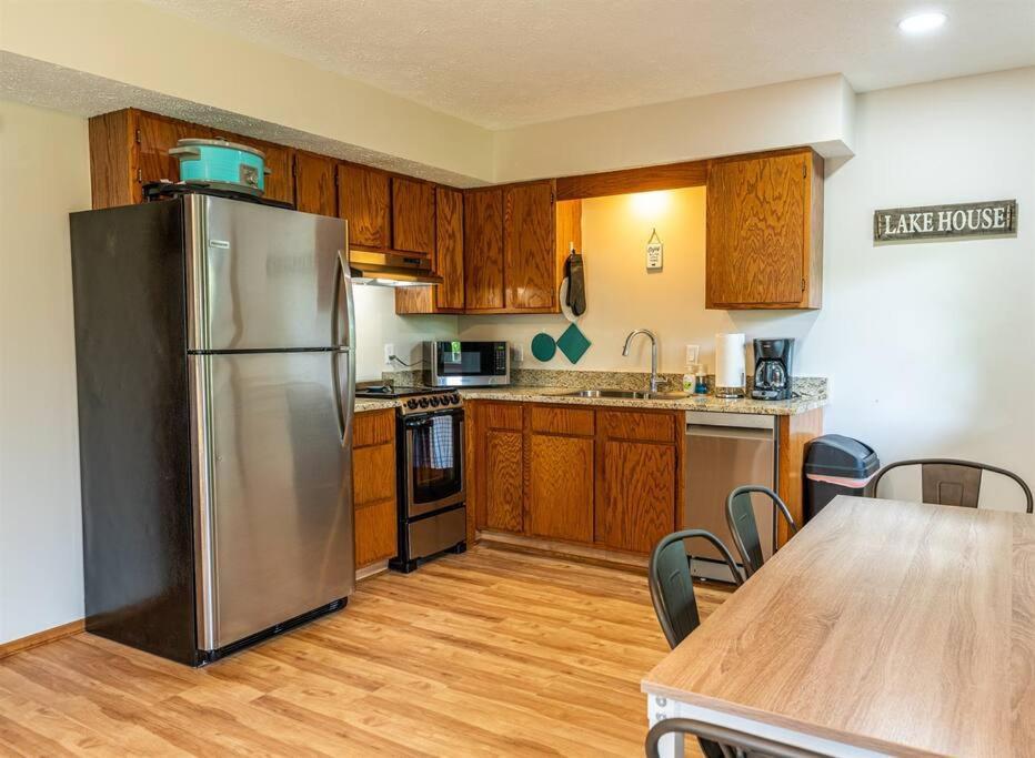 Villa Tribesman 21 On Table Rock