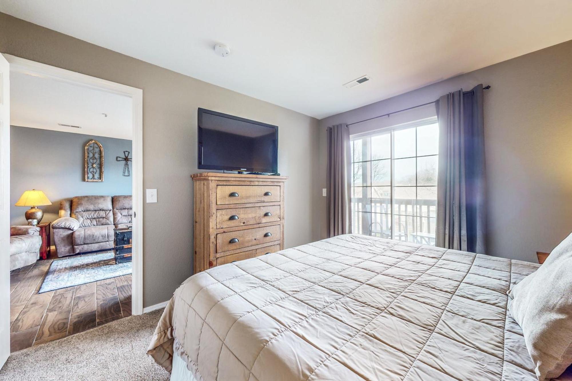 Falls Creek Apartment Branson