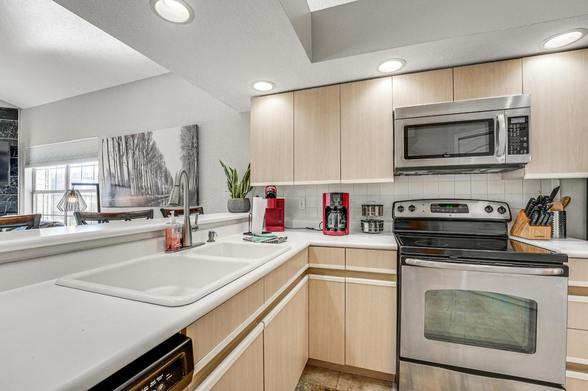 With Amenities And Marina Views!