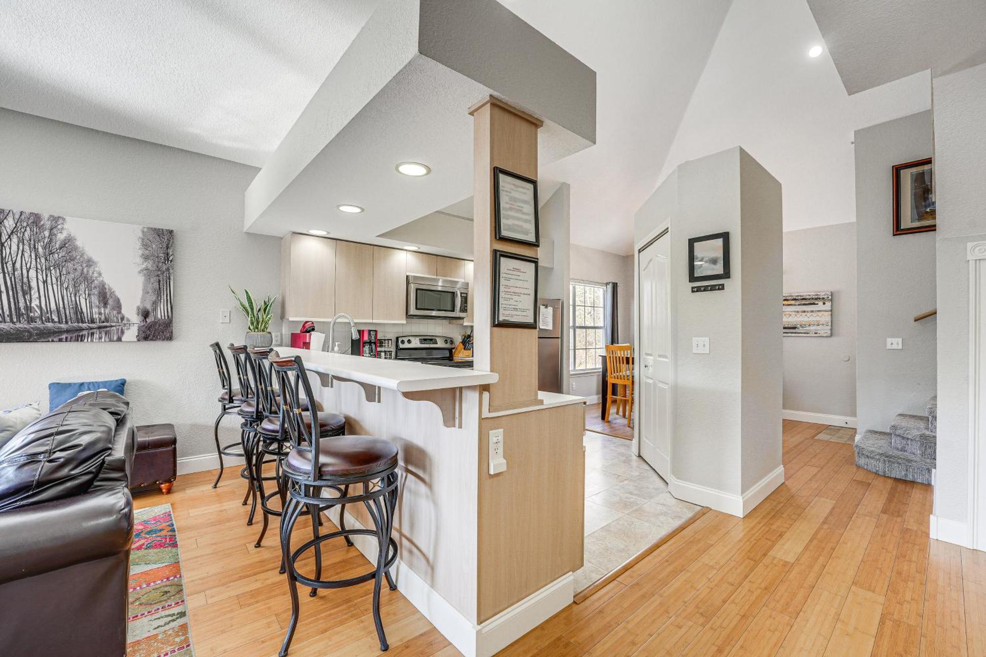 Apartment With Amenities And Marina Views! Branson