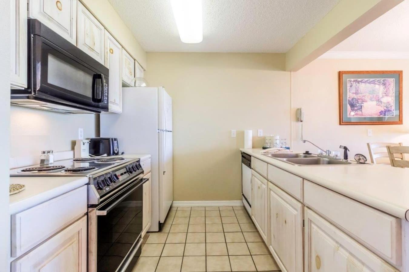 Apartment On Table Rock With Views And Pool And Wifi Near Silver Dollar Branson