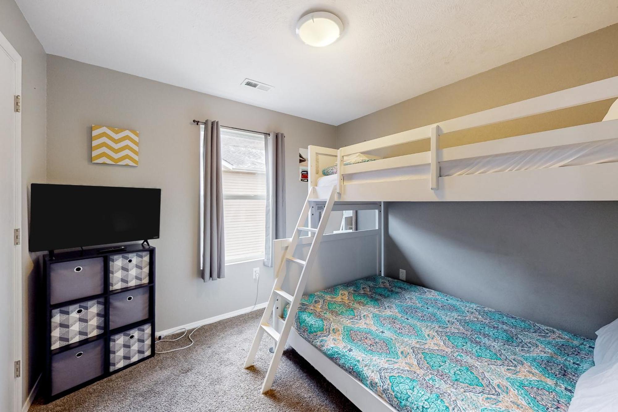 Hillside Living Units 5 & 6 Apartment Branson