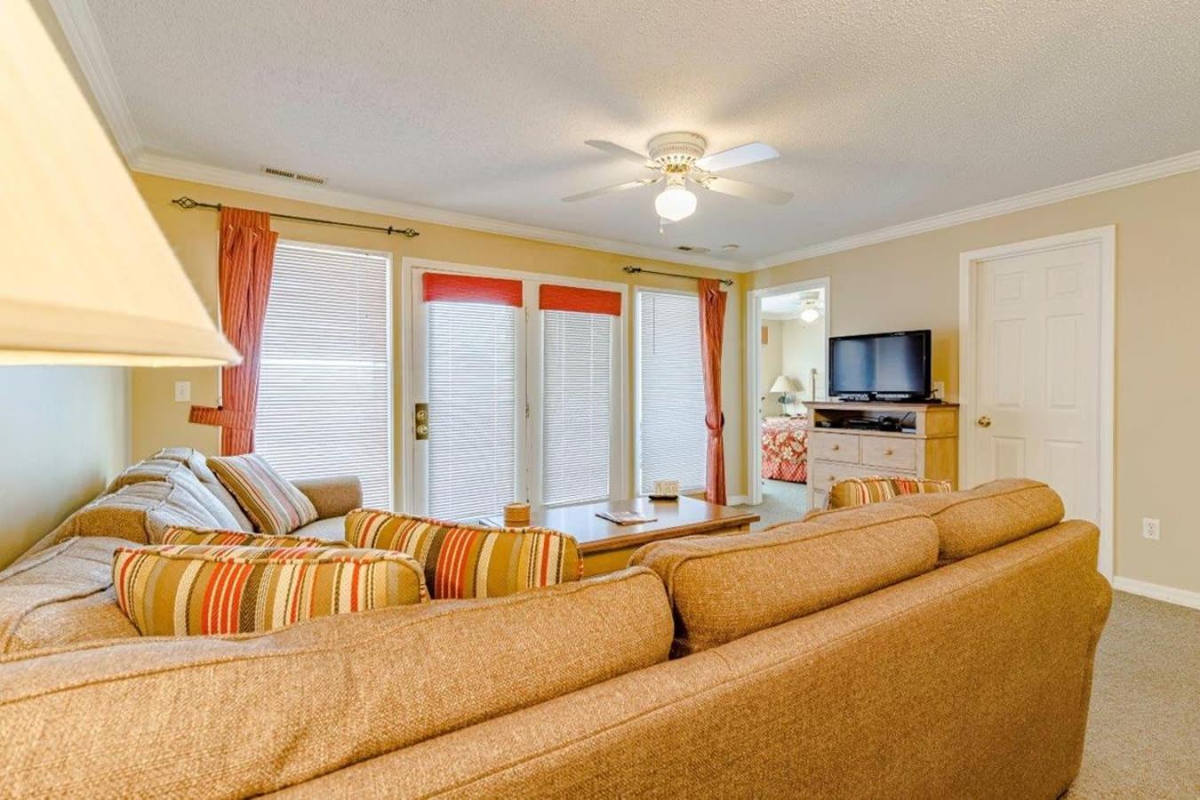 On Table Rock With Views And Pool And Wifi Near Silver Dollar Apartment