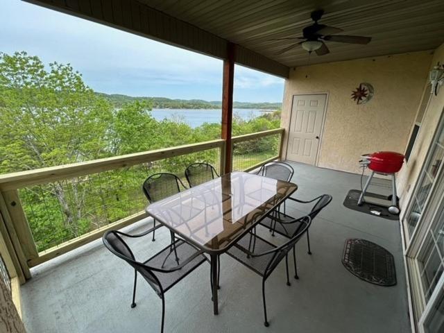 Lakefront And View Indian Point With Boat Slip Apartment