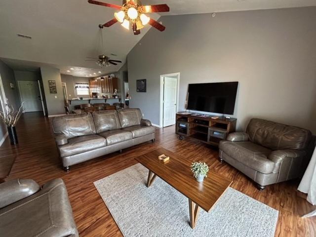 Lakefront And View Indian Point With Boat Slip Apartment *