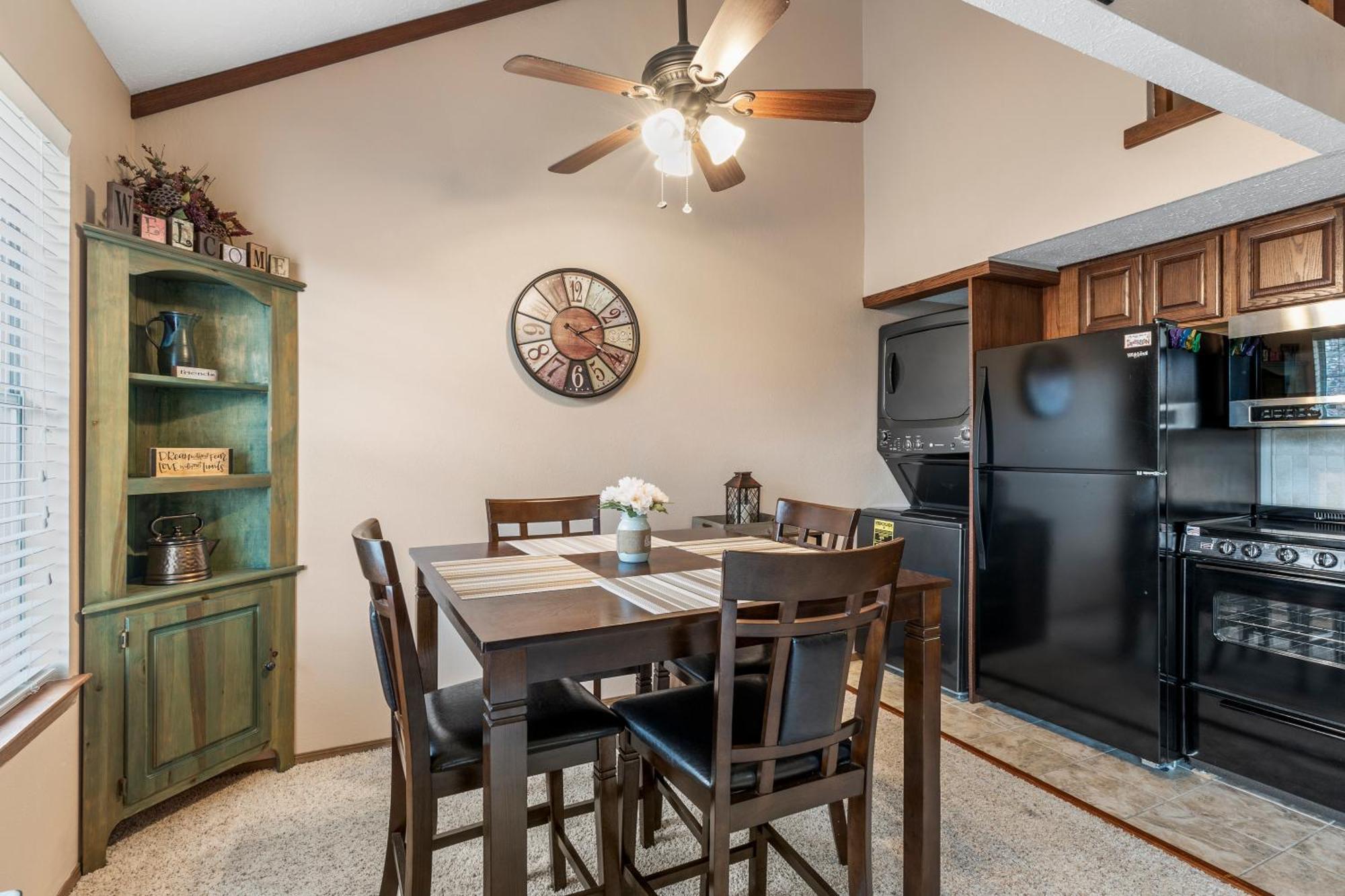 Aparthotel 2 Bed 2 Bath Fall Creek
