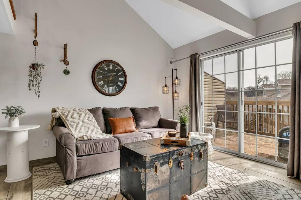 Fall Creek Near The Strip! Apartment Branson