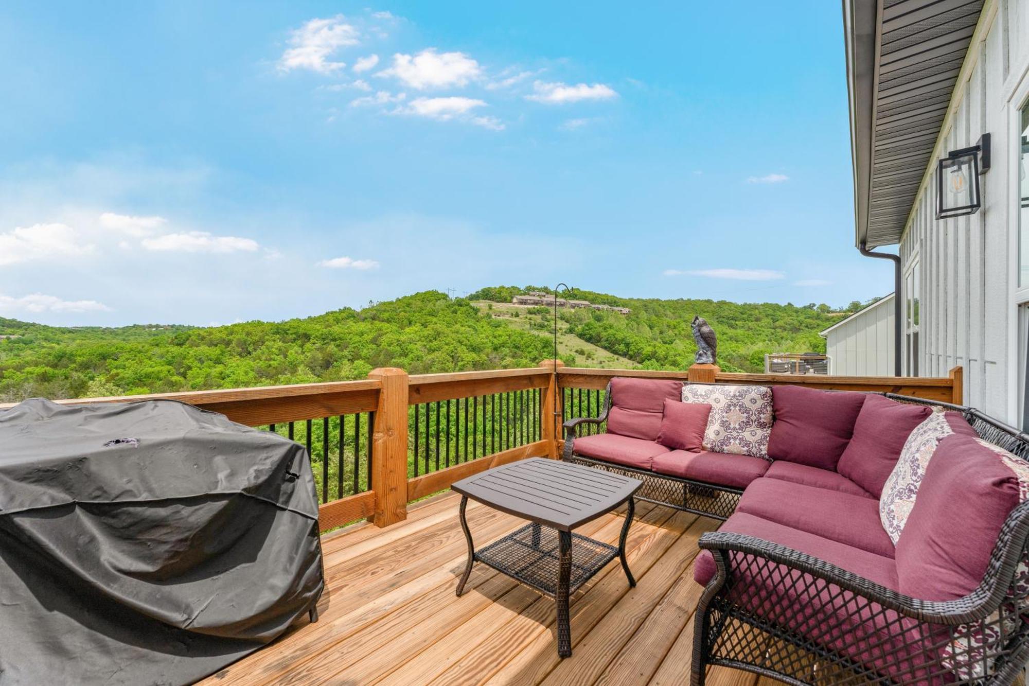 Majestic On Tablerock Branson