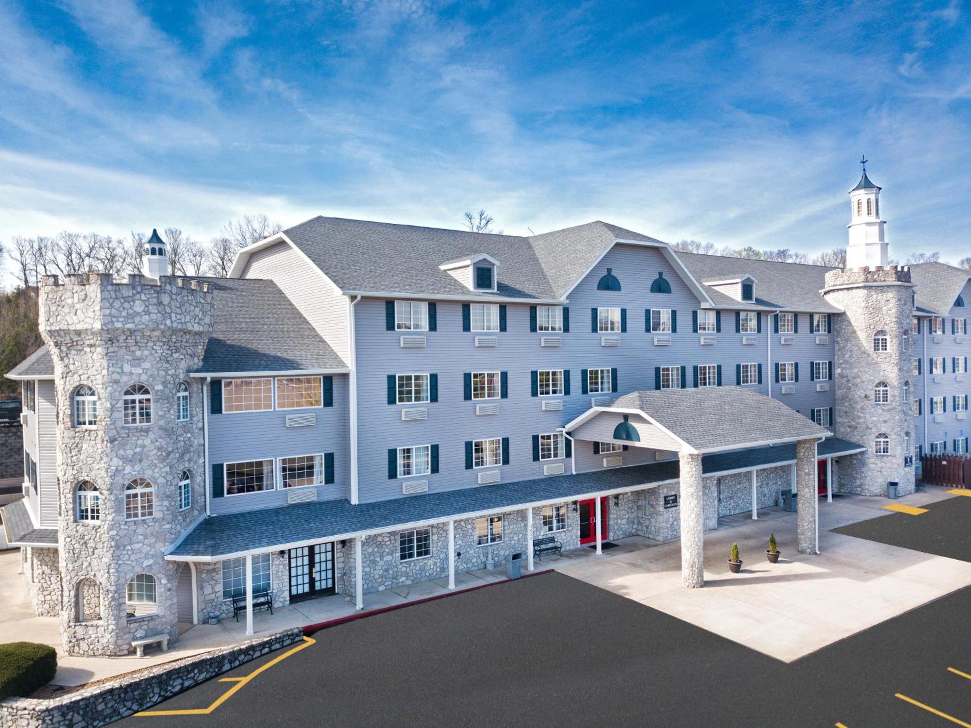 The Stone Castle & Conference Center Hotel Branson