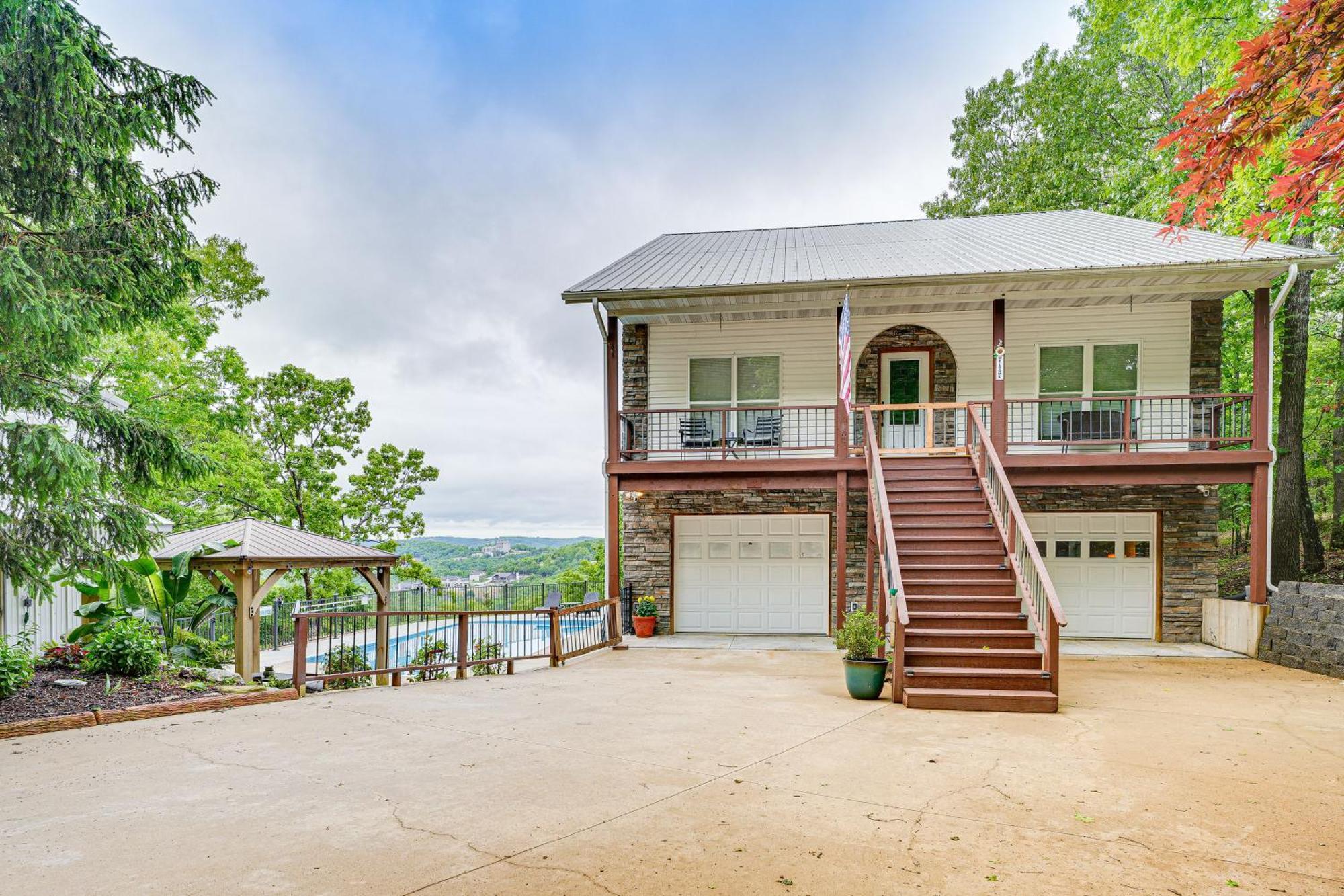 Secluded Escape With Pool And Game Room!
