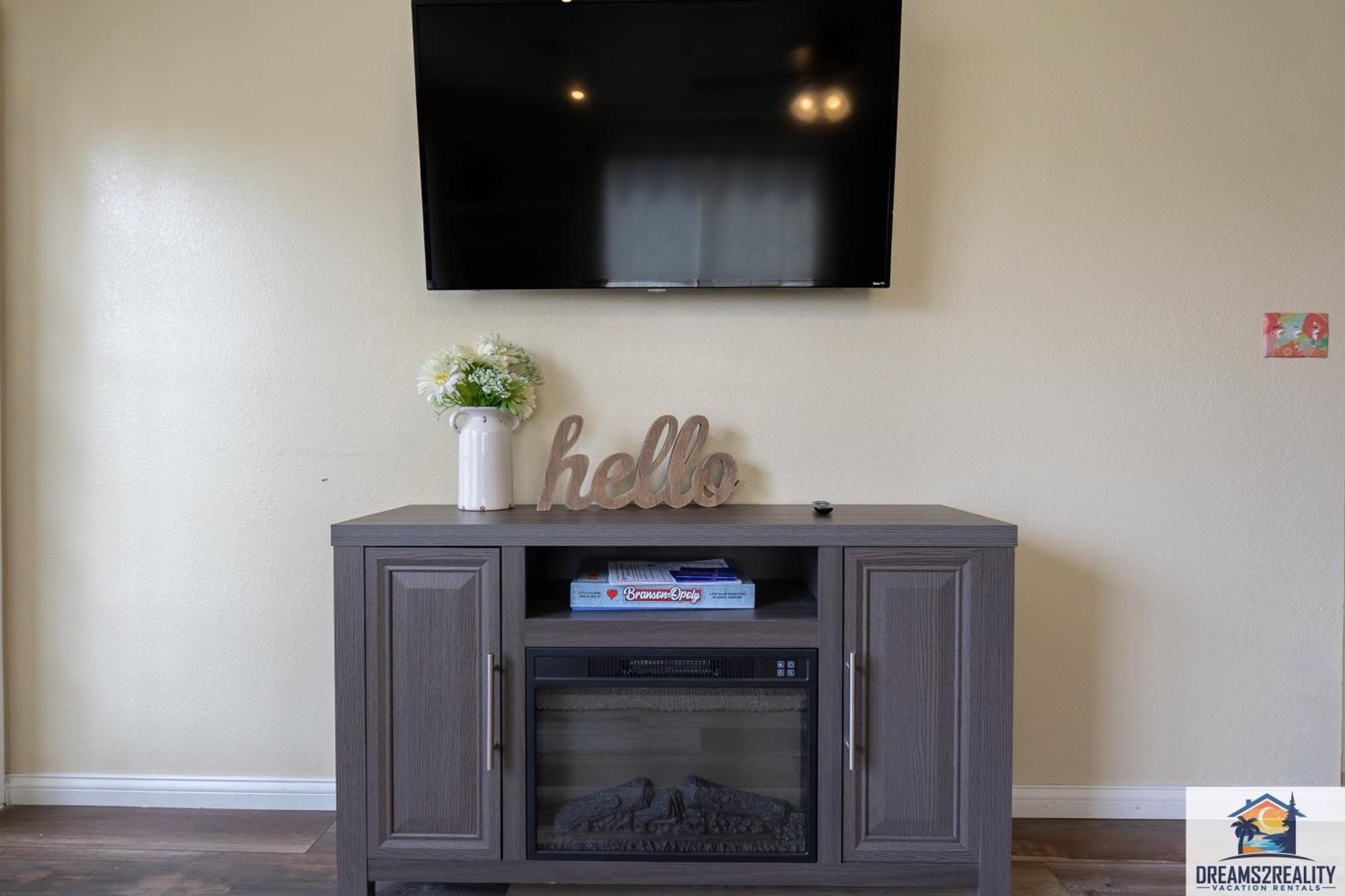 3br - Family Friendly With Lots Of Amenities - Free Tickets Included - Mb7-1 *