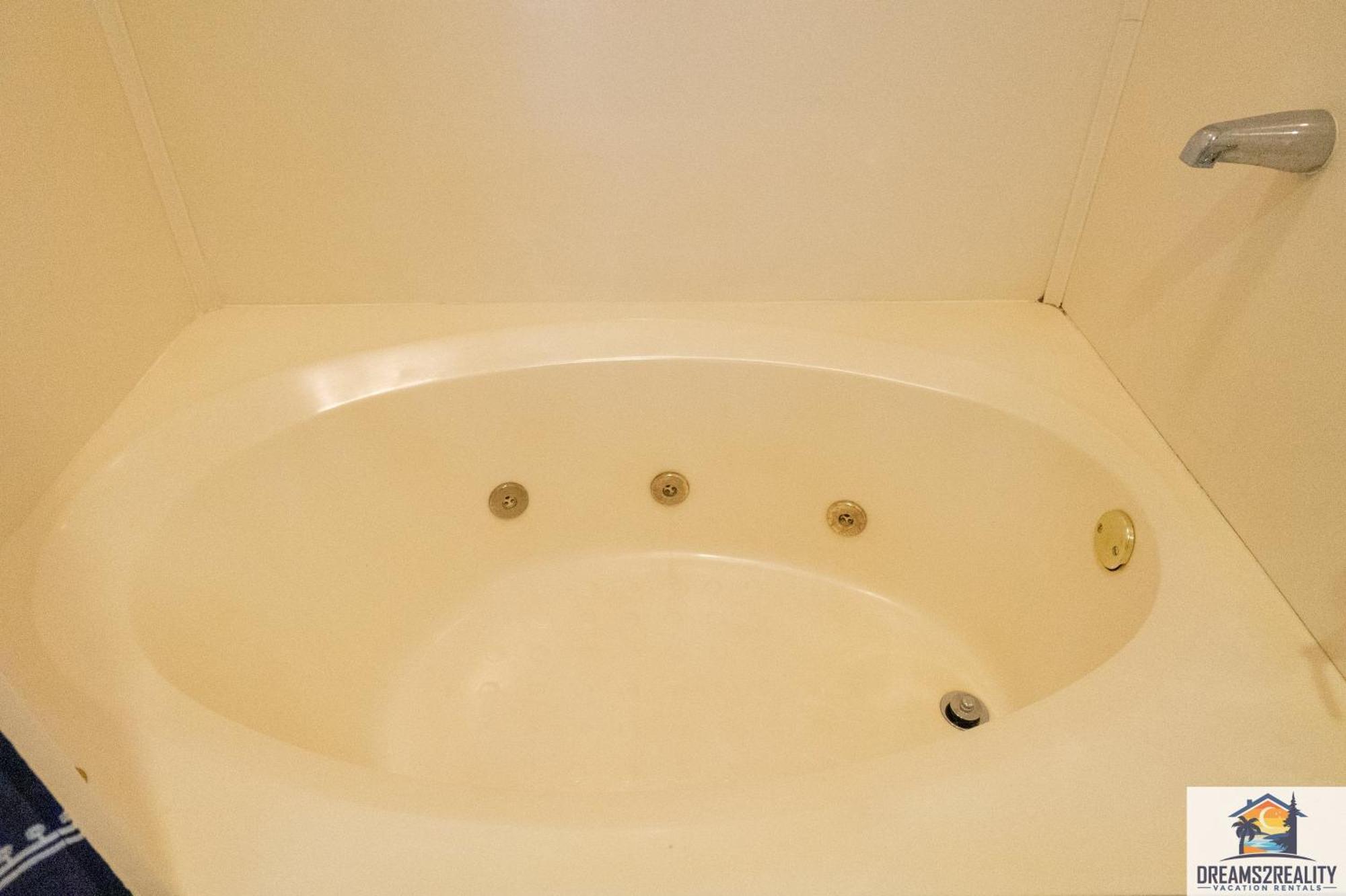 3br - Family Friendly With Lots Of Amenities - Free Tickets Included - Mb7-1