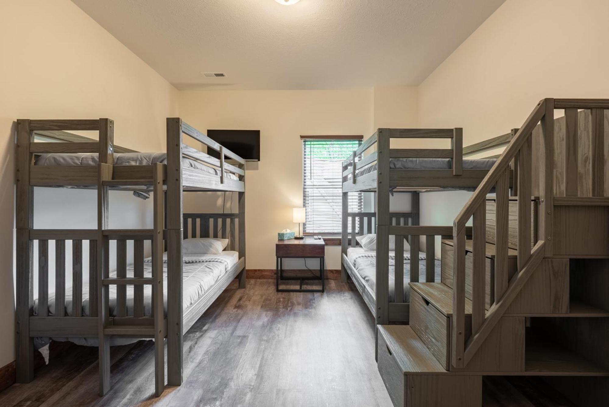 3br Walk-in Near Silver Dollar - Game - Pool - Free Tickets Included - Rr93a Holiday home Branson