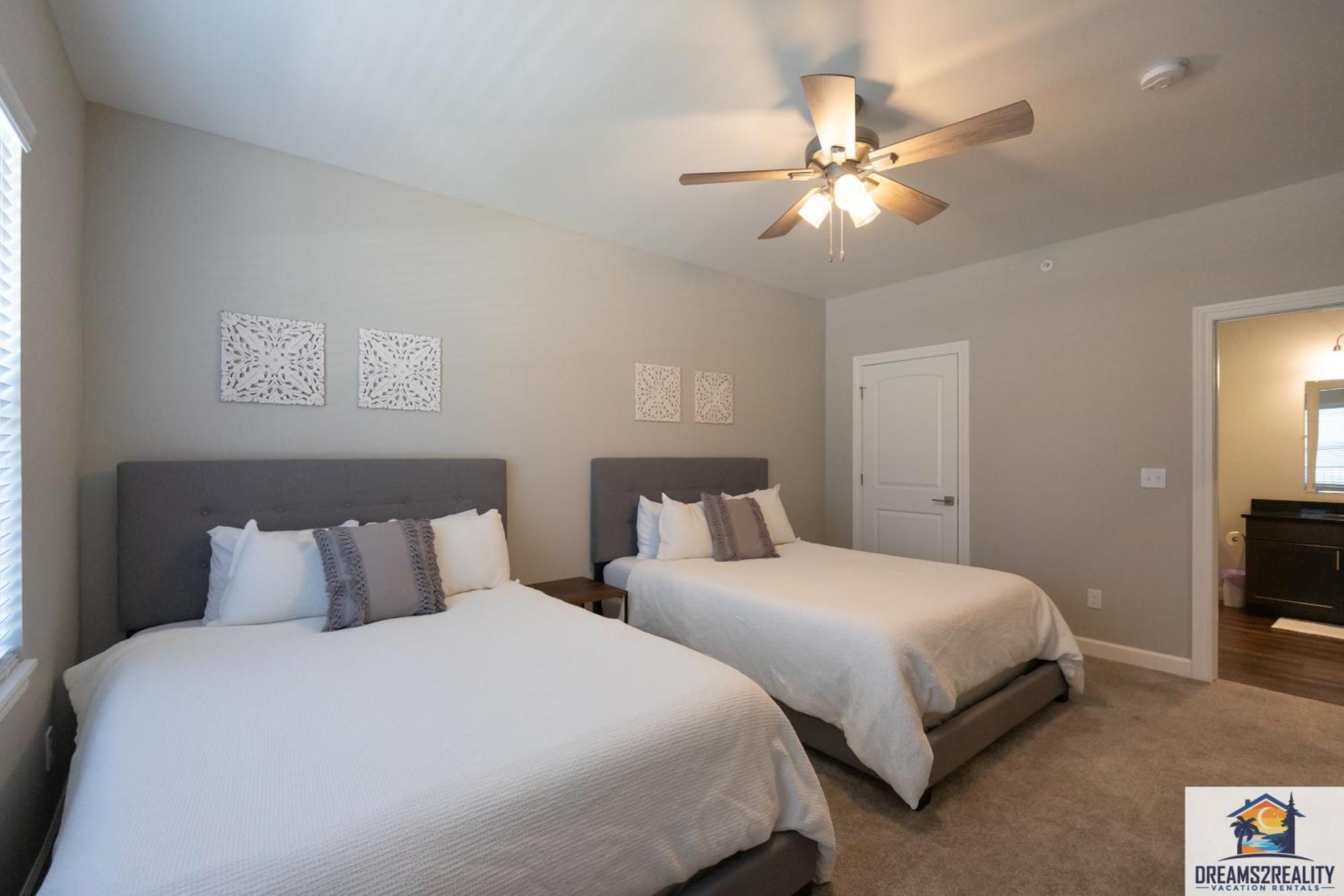 Holiday home New Build Luxury 3br Walk-in - Amenities - Free Tickets Included - Fh-g204 Branson
