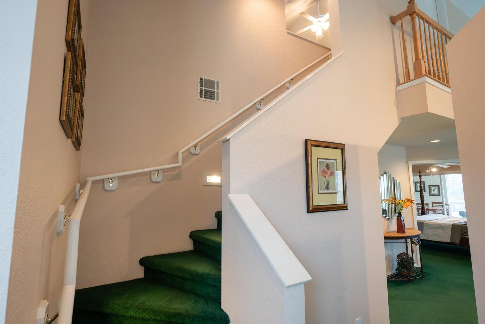 3 Bedroom With Loft - Golf Course View - Near The Strip - Free Activities Included - Fw9-6 Holiday home *