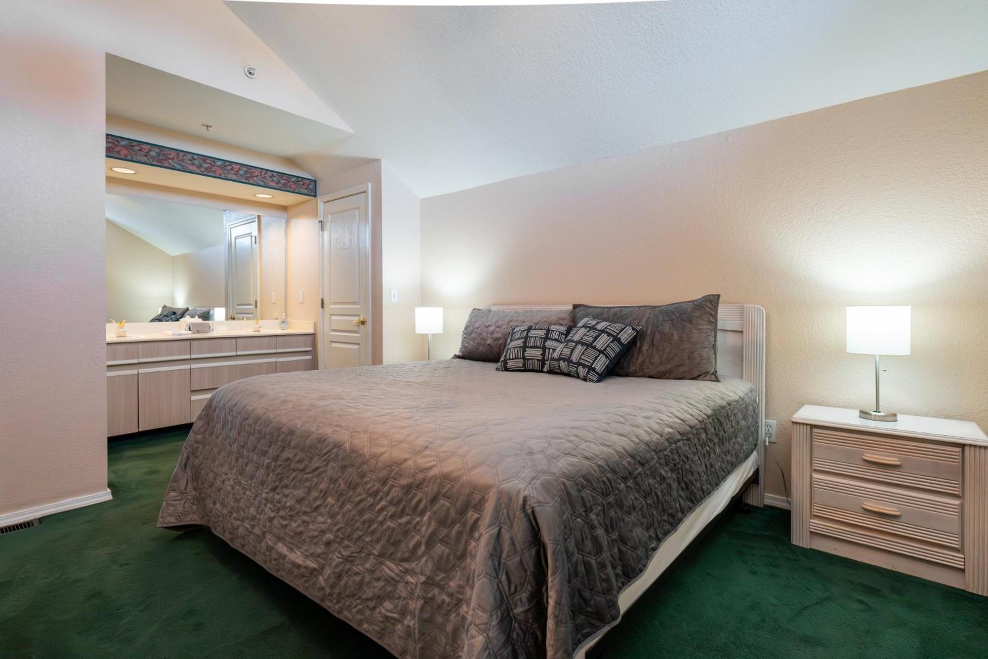 Holiday home 3 Bedroom With Loft - Golf Course View - Near The Strip - Free Activities Included - Fw9-6