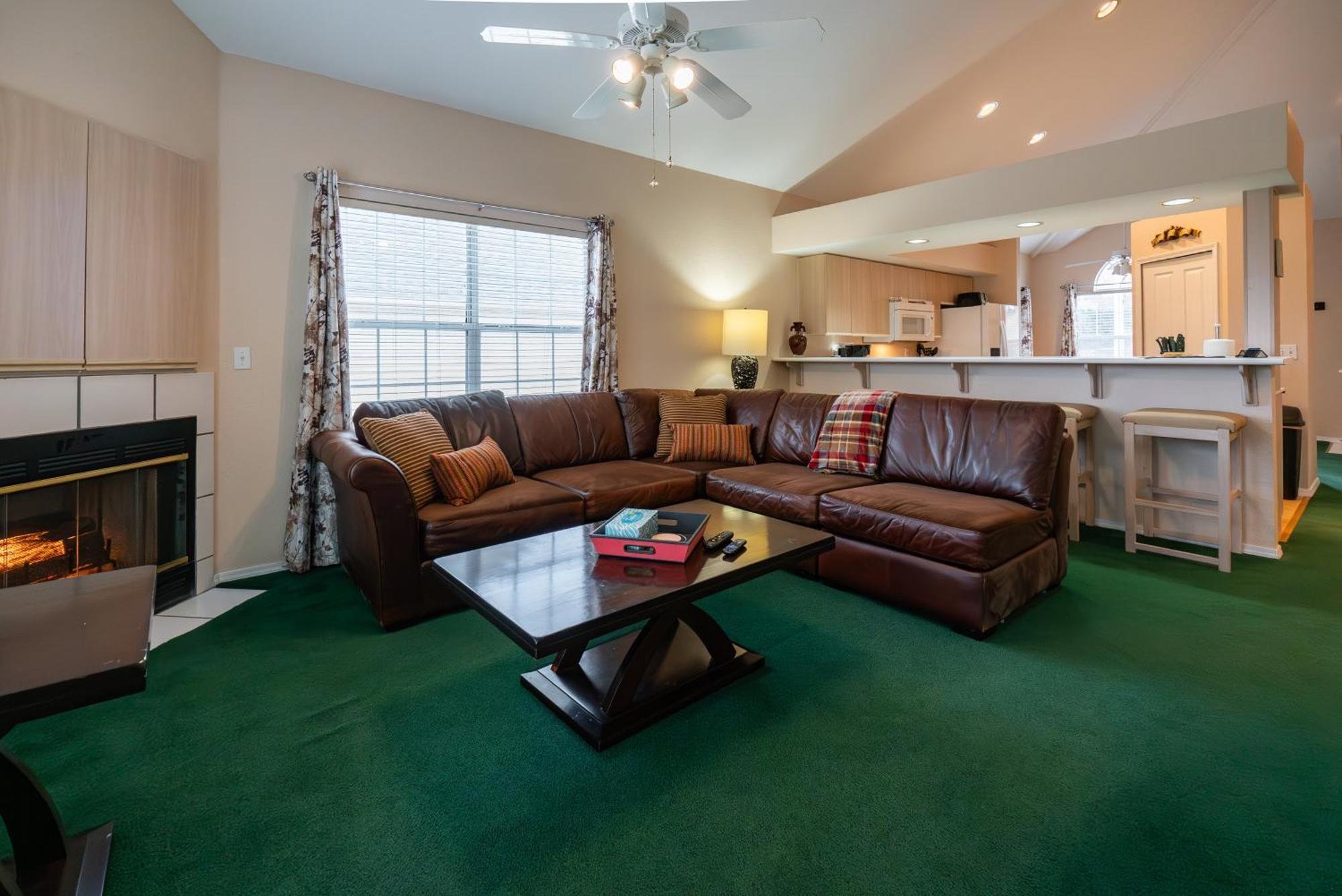 Holiday home 3 Bedroom With Loft - Golf Course View - Near The Strip - Free Activities Included - Fw9-6