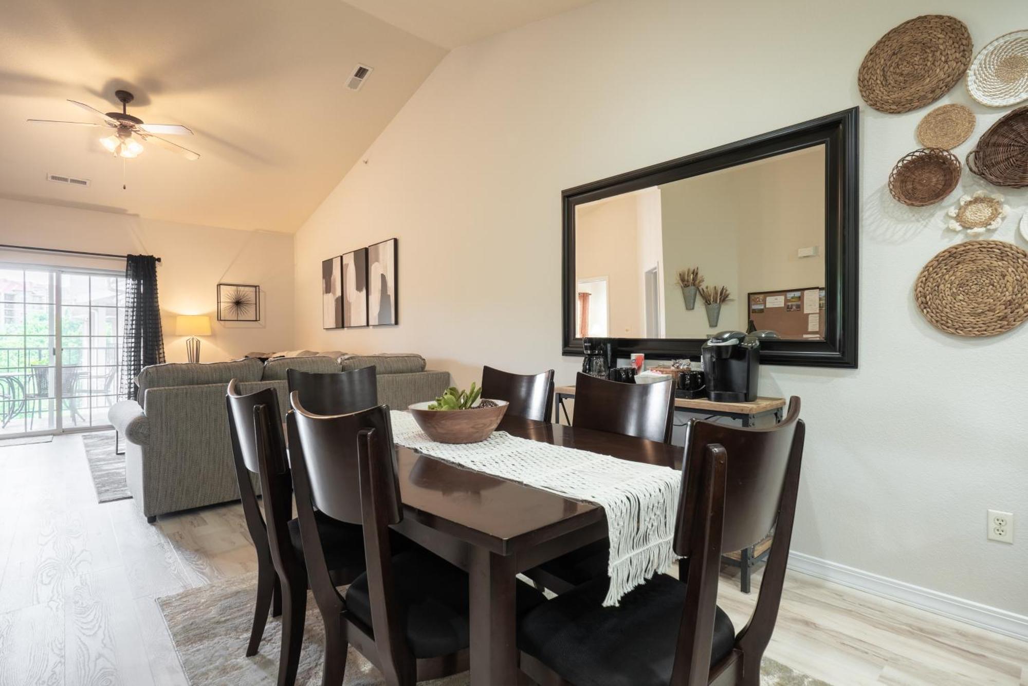 Golf View - Elevator Accessible - Center Of - Free Tickets Included - Rl8-11a Holiday home *