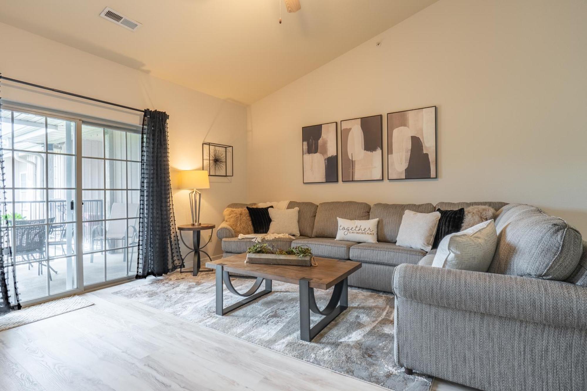 Golf View - Elevator Accessible - Center Of - Free Tickets Included - Rl8-11a *
