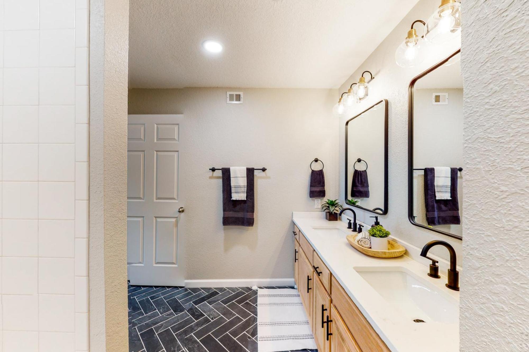 Lofty Retreat & Paradise Pointe * Branson