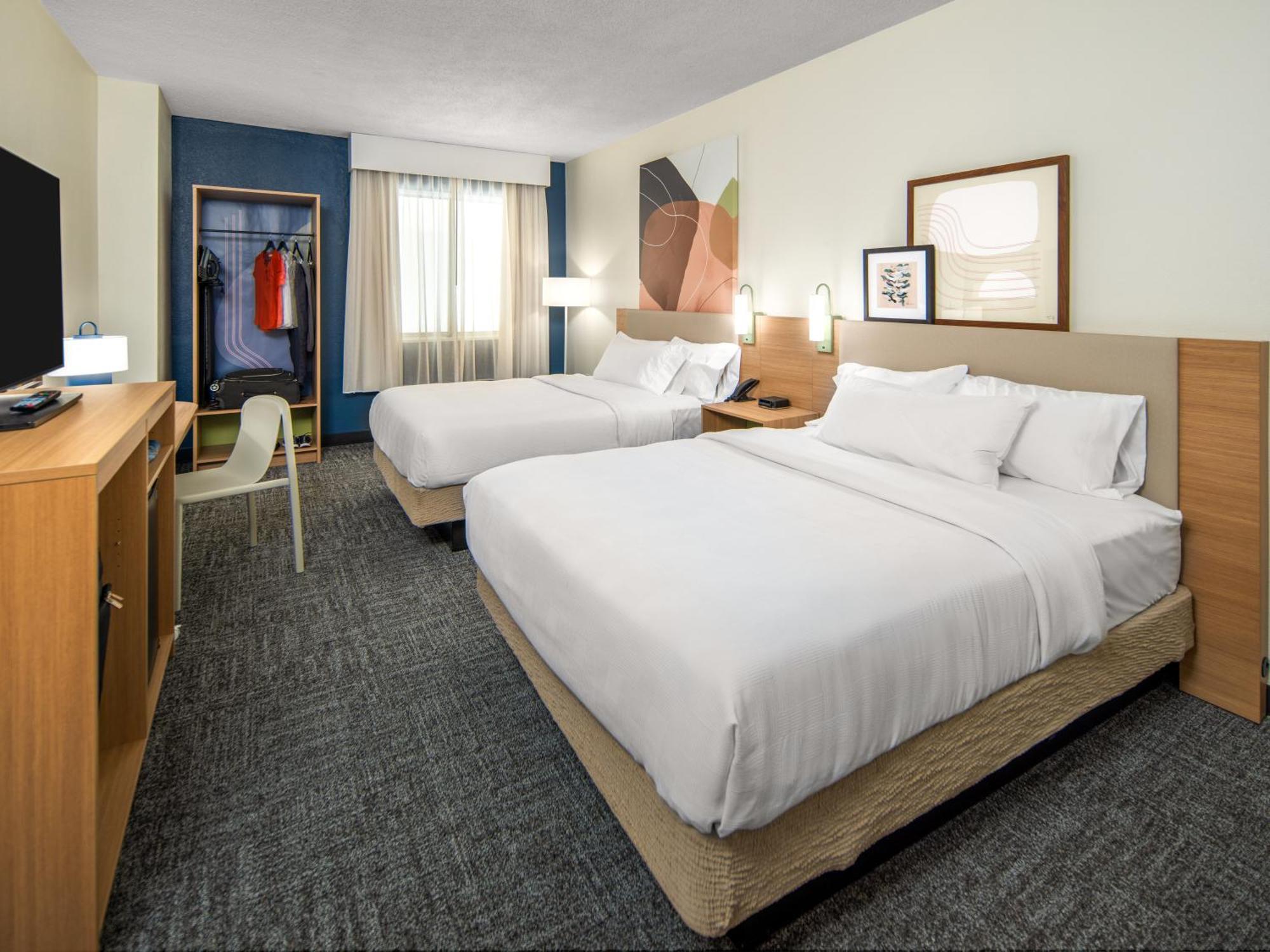 Spark By Hilton Meadows Hotel 3*