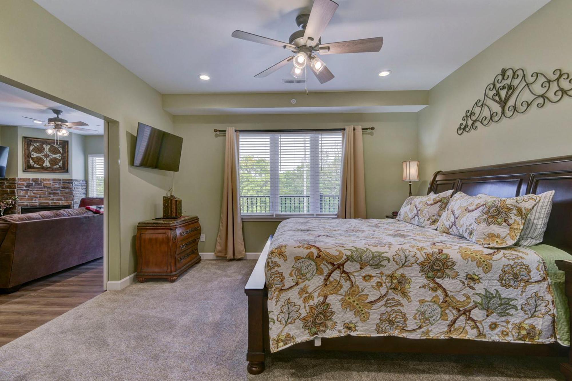 Thousand Hills Luxury Condos: Heart Of Retreat Branson