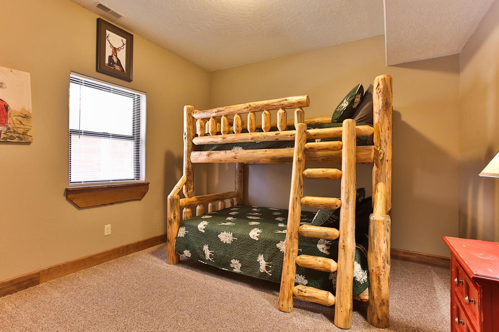 16 * Branson