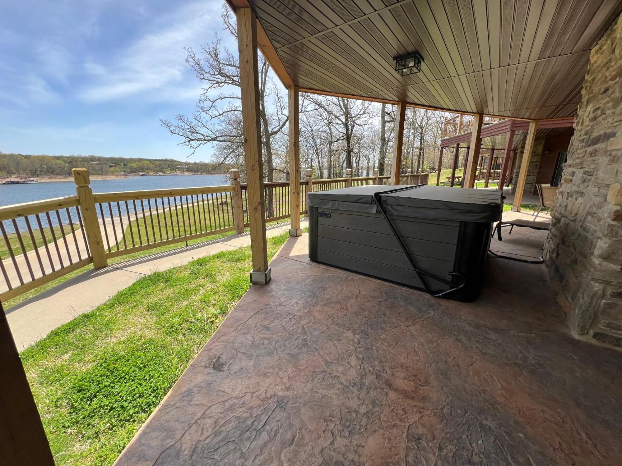 Holiday home Happiness Within - Lakefront