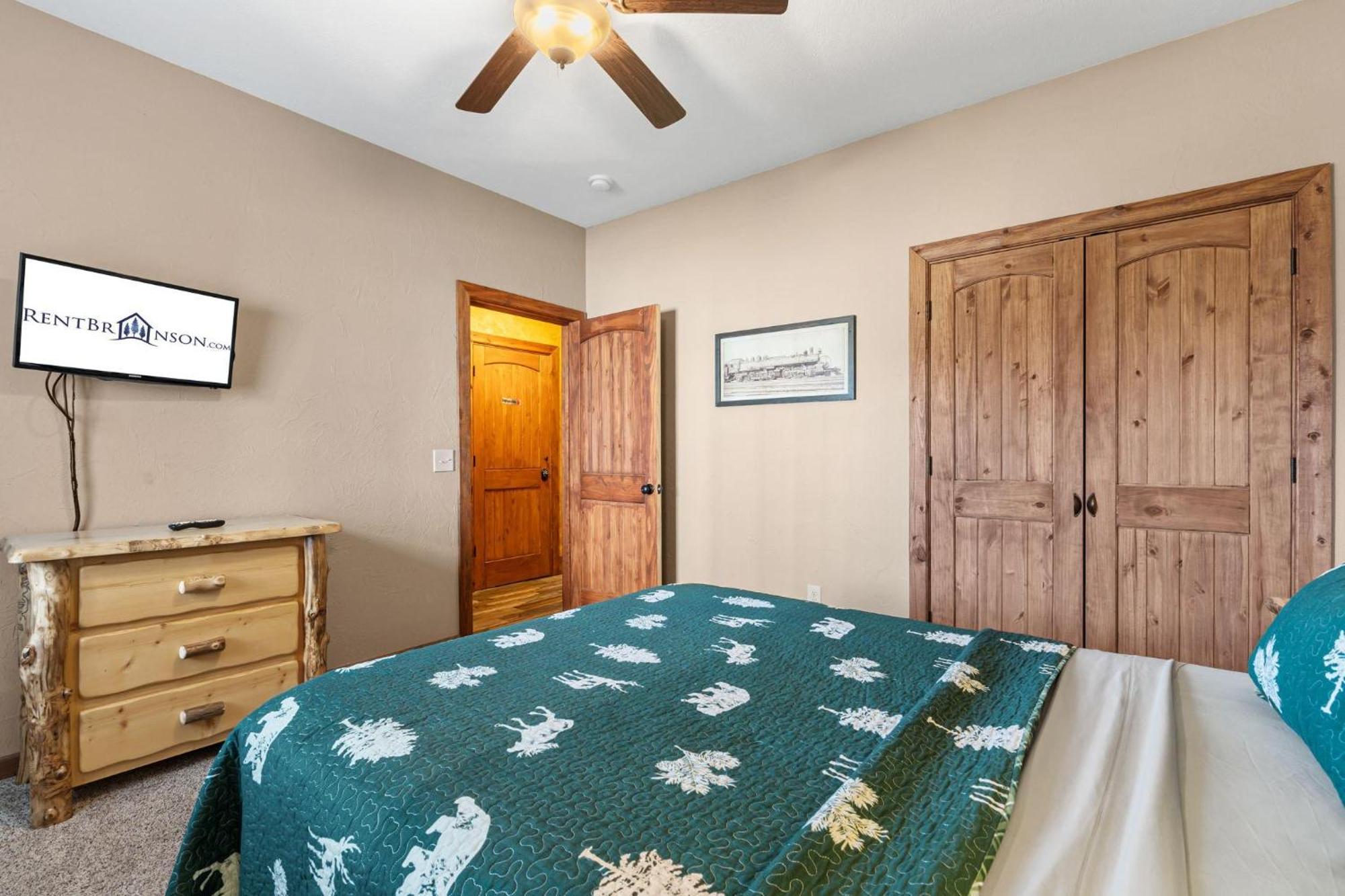 Angler Management - Lakefront Holiday home *