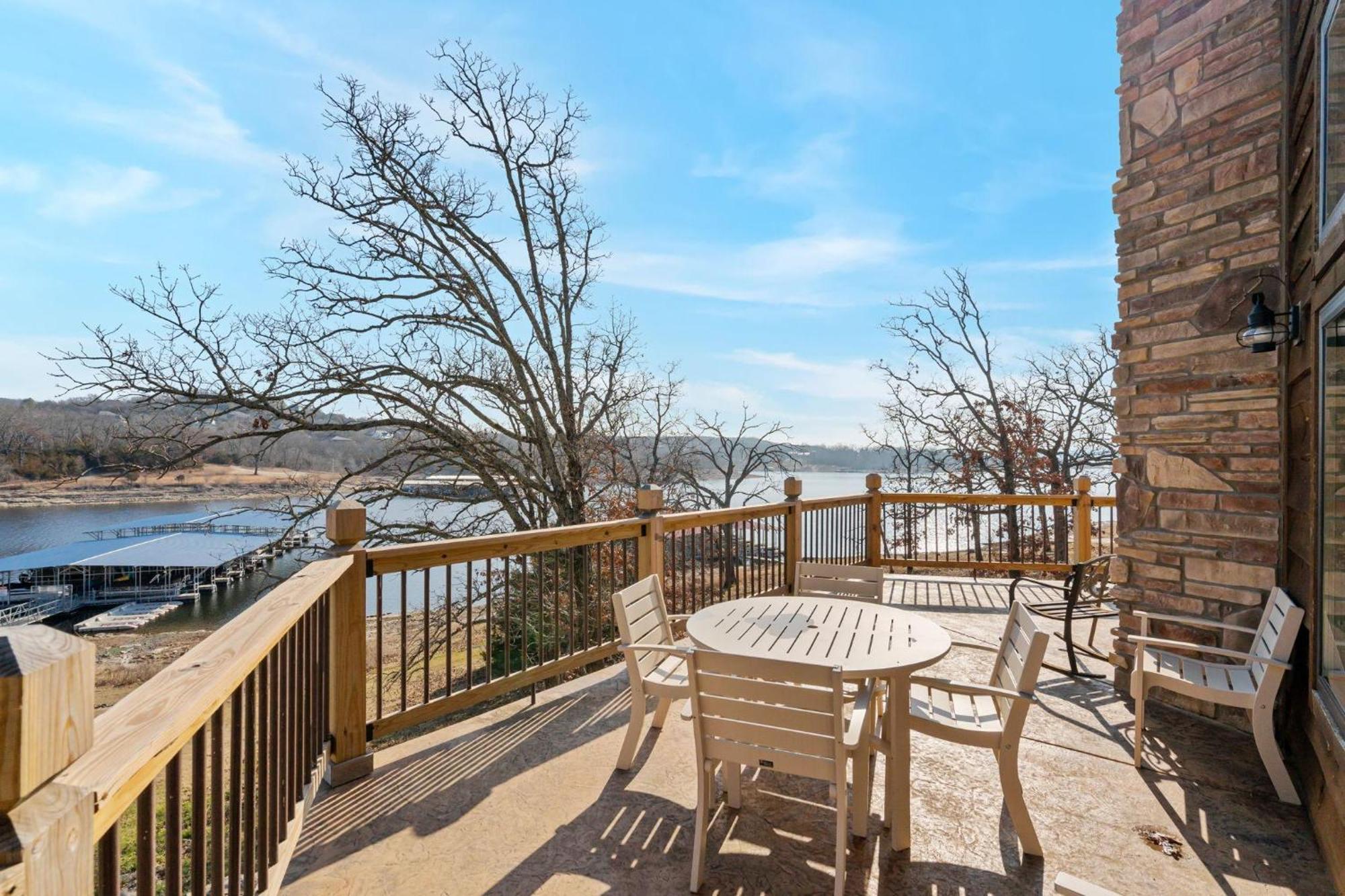 Angler Management - Lakefront Branson