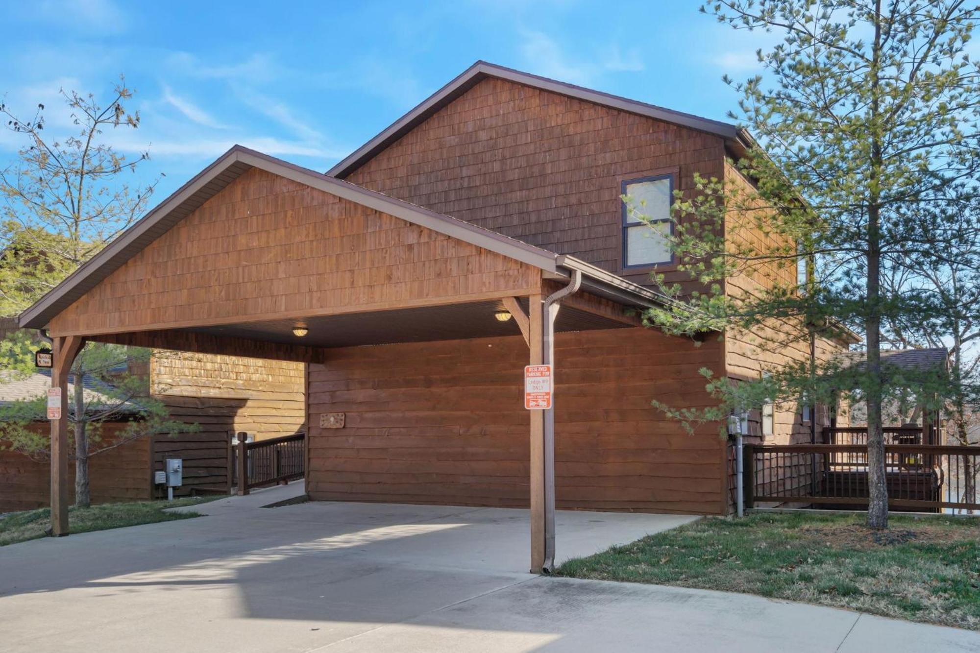 Holiday home Reeled Lakefront