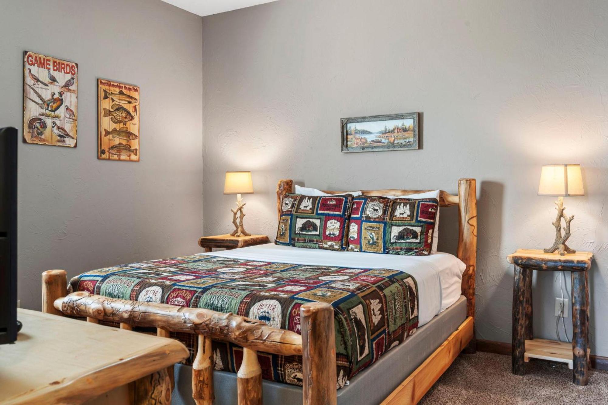 Reeled Lakefront Holiday home *