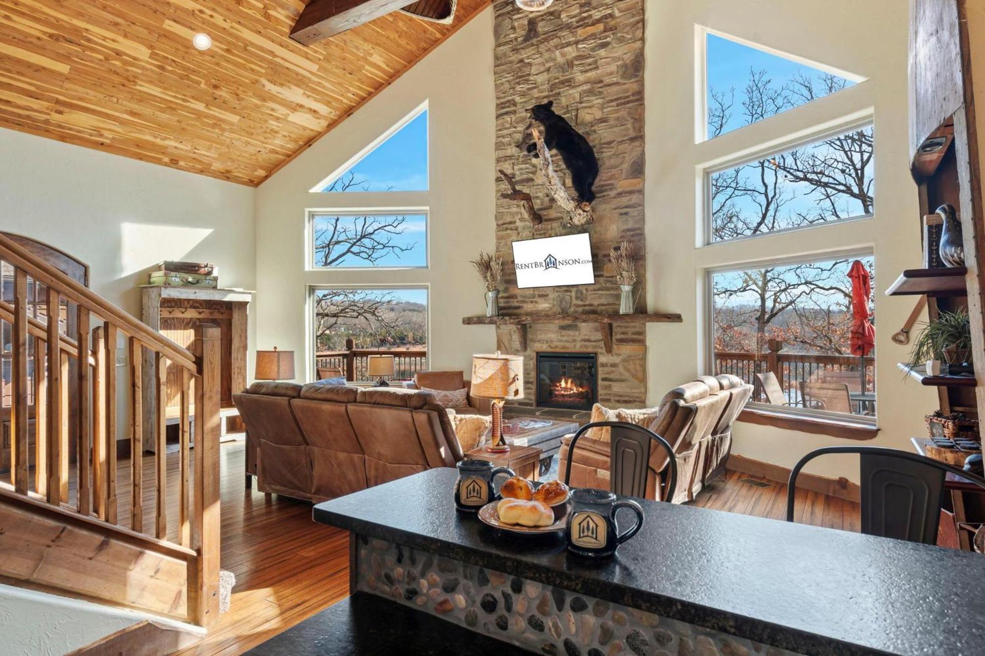 Reeled Lakefront Holiday home *
