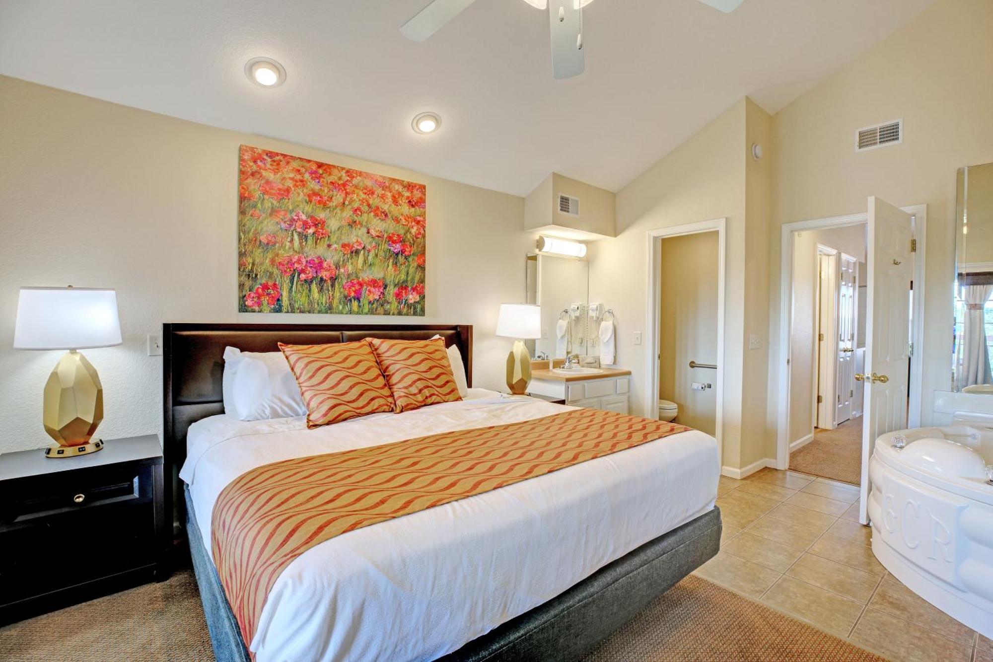 Grand Crowne 4* Branson