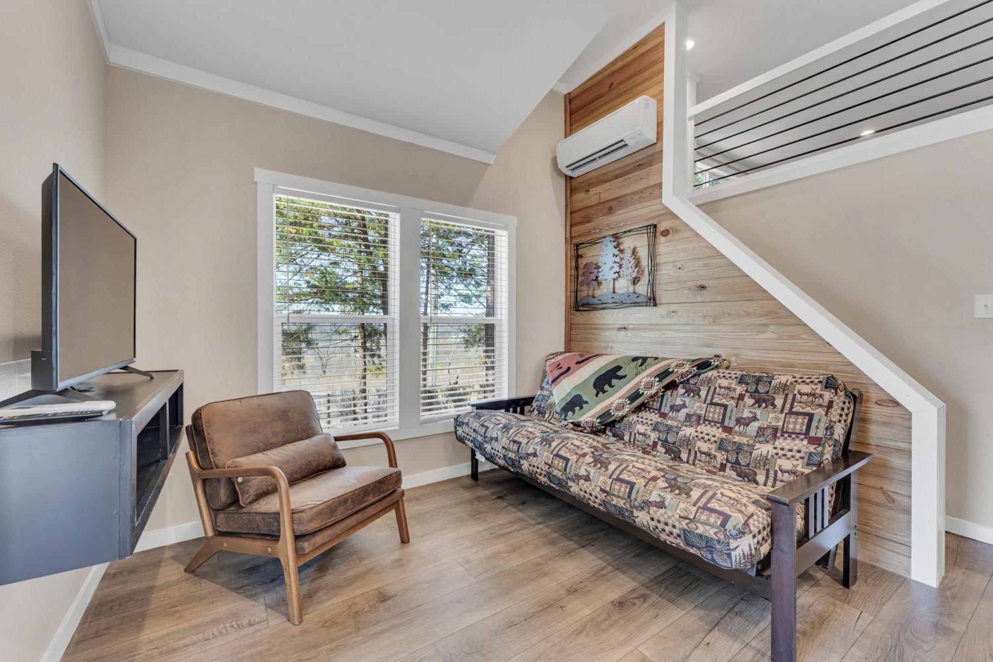 1 Indian Point Near Sdc, Table Rock Lake, Marinas, &
