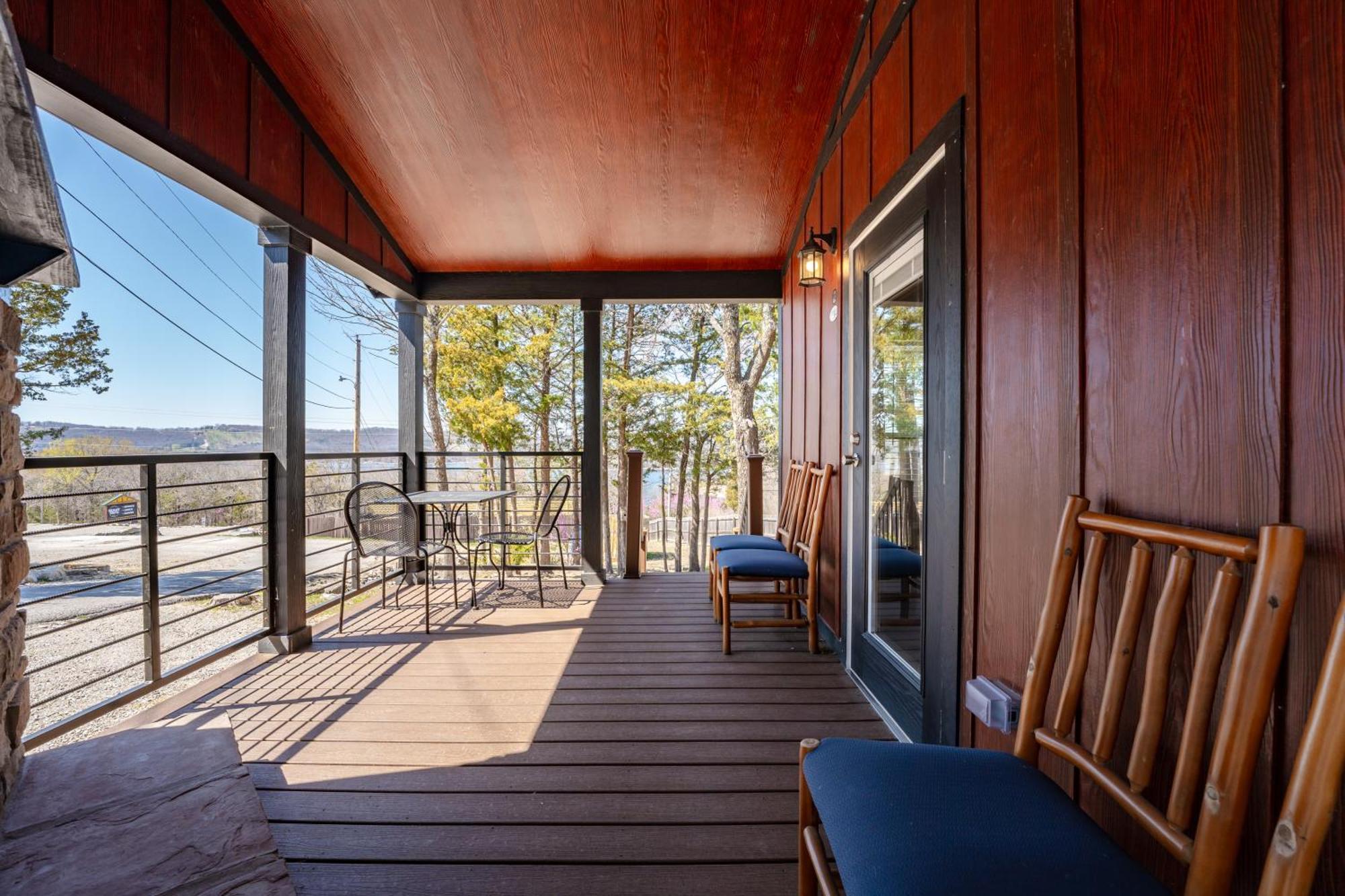 1 Indian Point Near Sdc, Table Rock Lake, Marinas, & Holiday home Branson