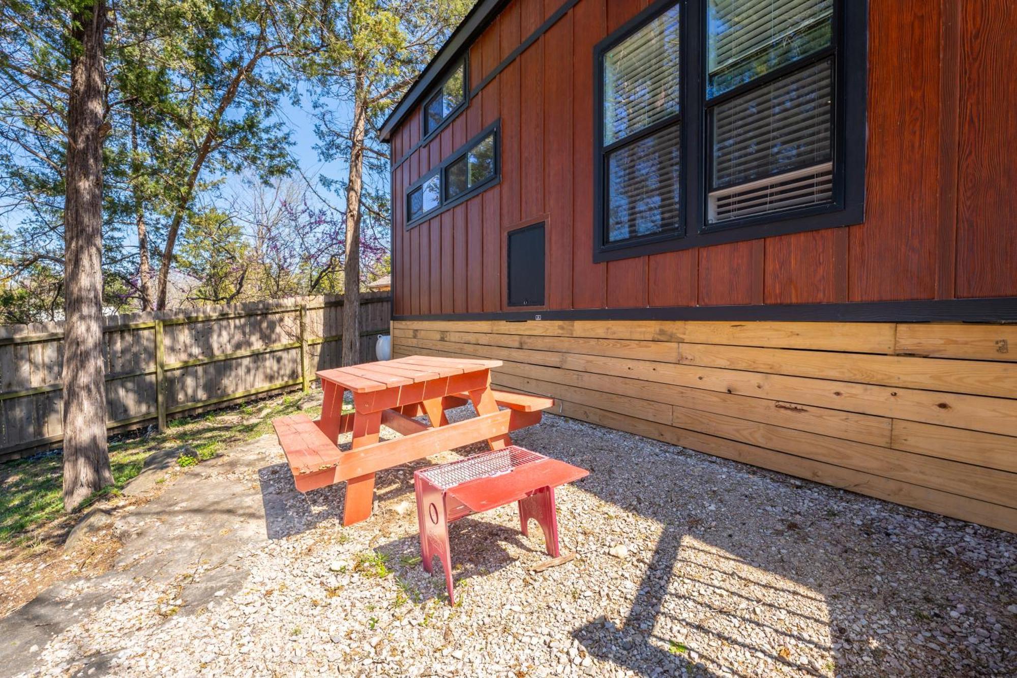 1 Indian Point Near Sdc, Table Rock Lake, Marinas, & *