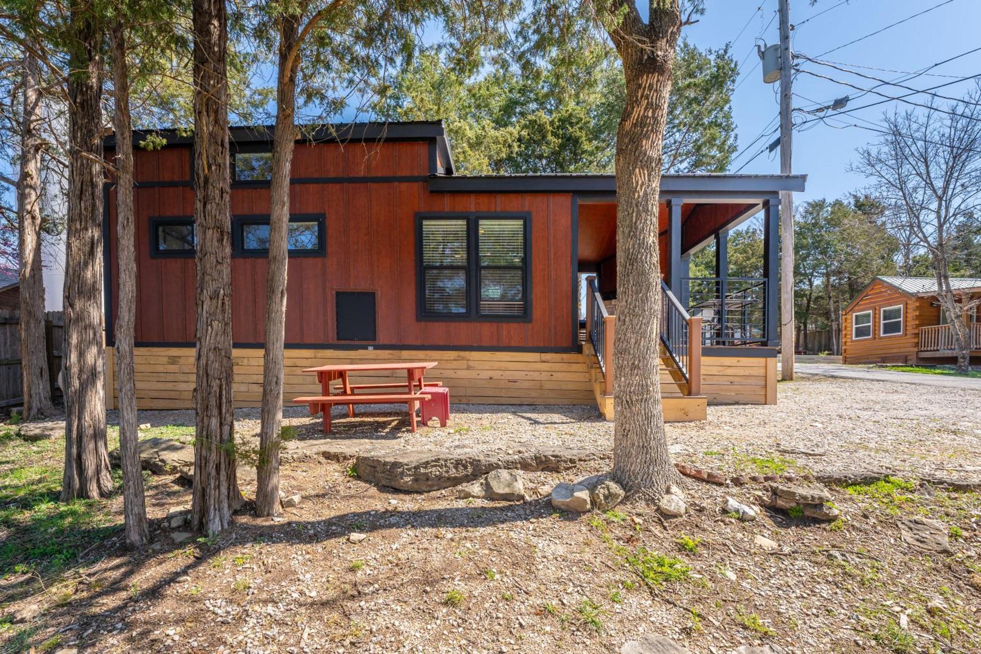 Holiday home 1 Indian Point Near Sdc, Table Rock Lake, Marinas, & Branson