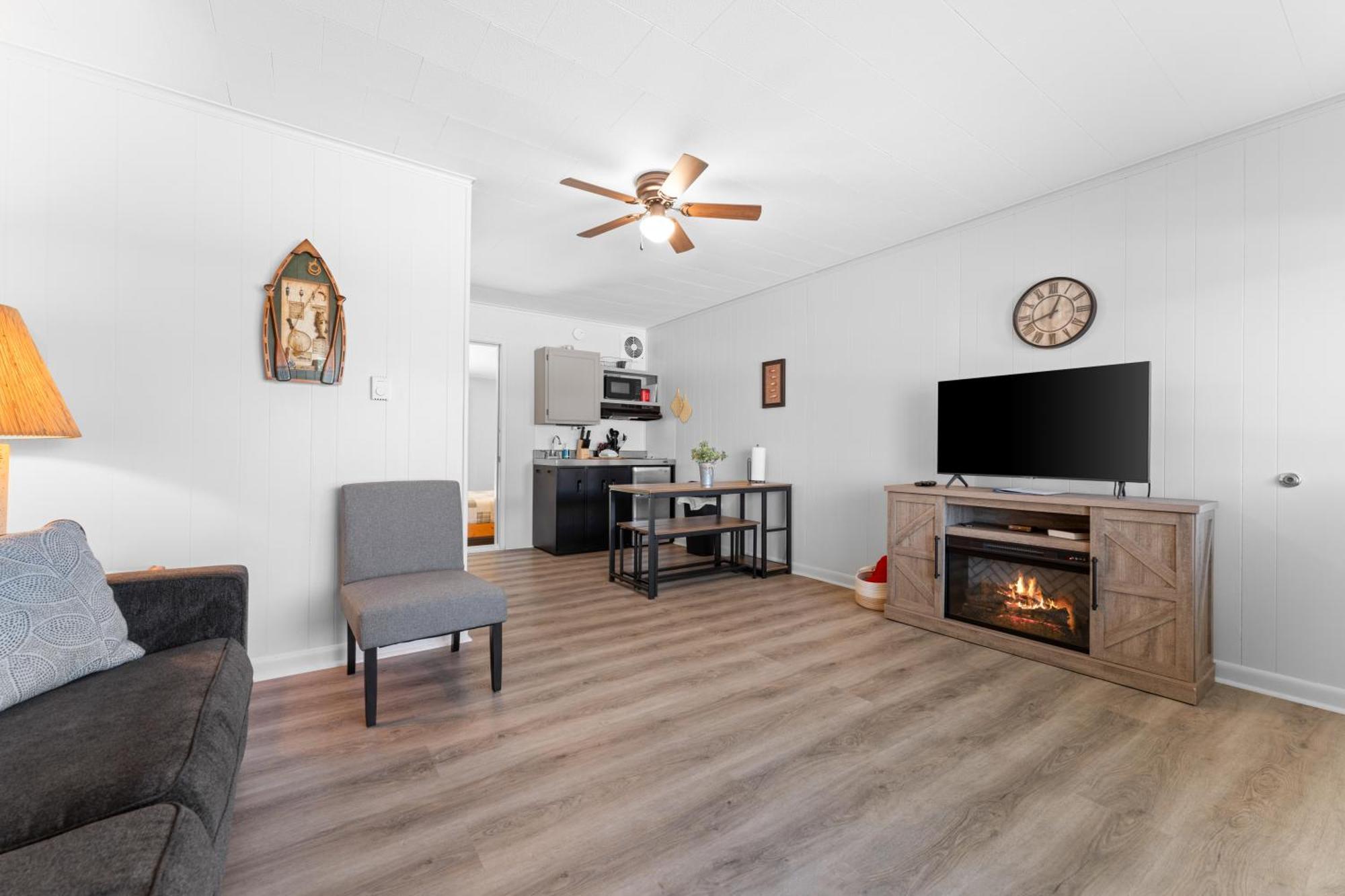 Osage Apartment