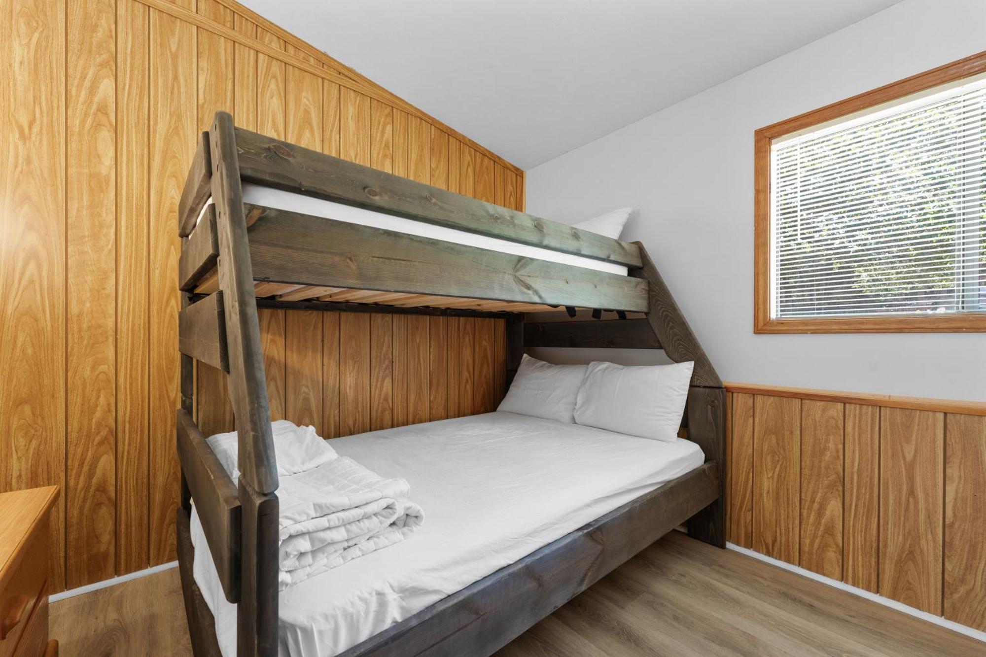 Osage Apartment