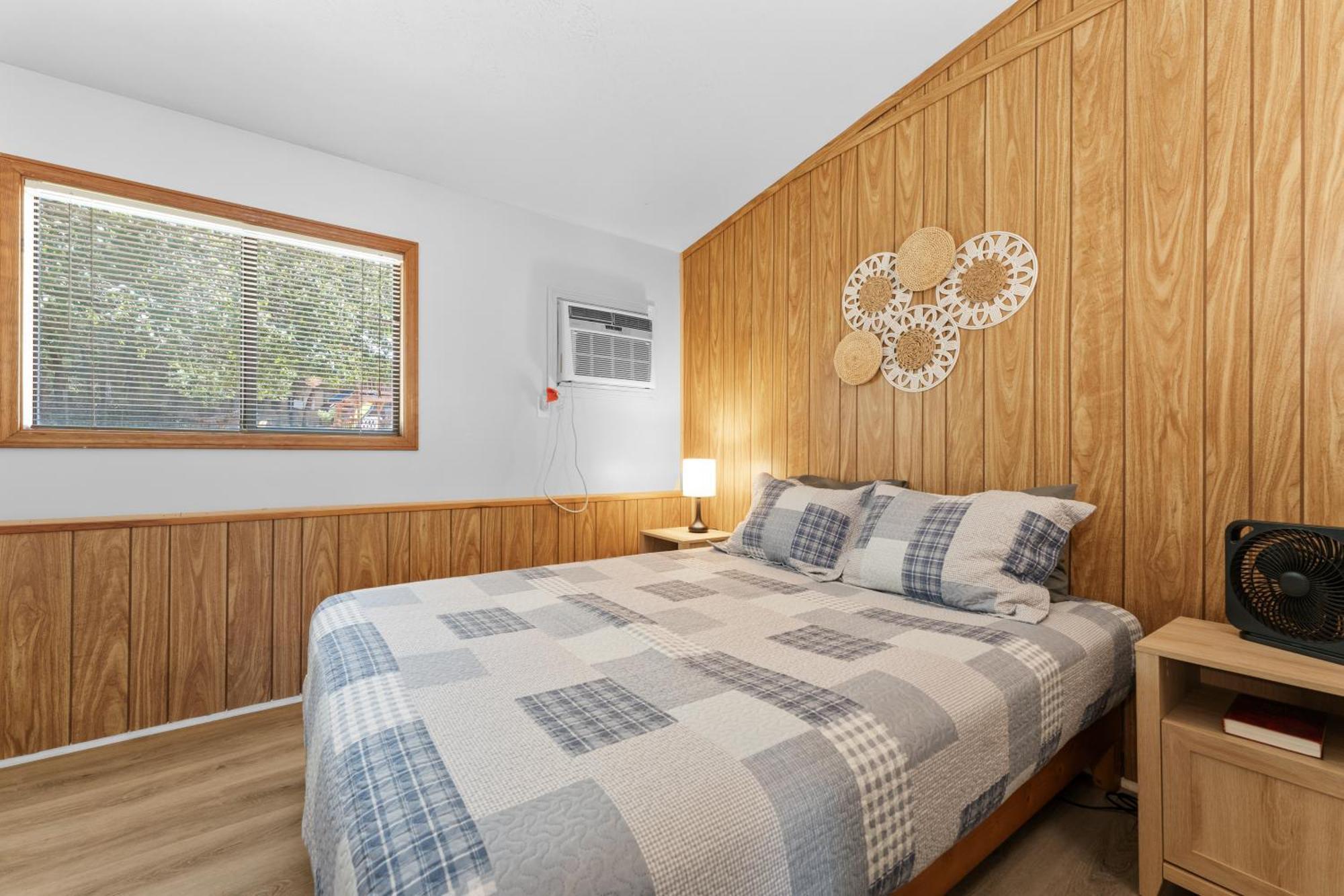 Osage Apartment *