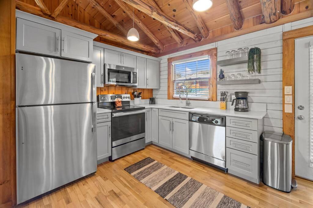 Serenity - 60 Ridge Lane *