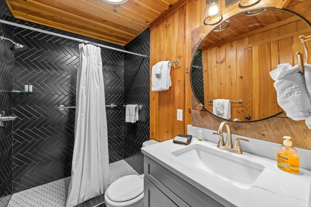 Serenity - 60 Ridge Lane