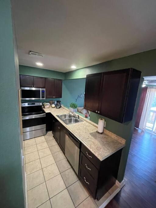 Our Place On Indian Point 1 Bdrm Unit Apartment