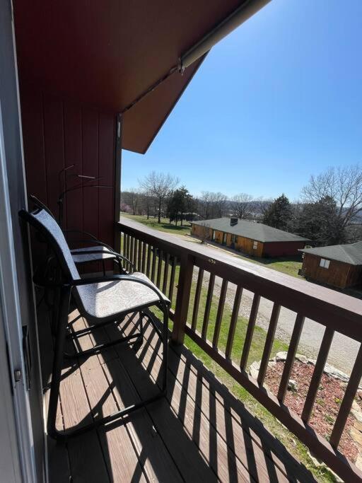 Our Place On Indian Point 1 Bdrm Unit * Branson
