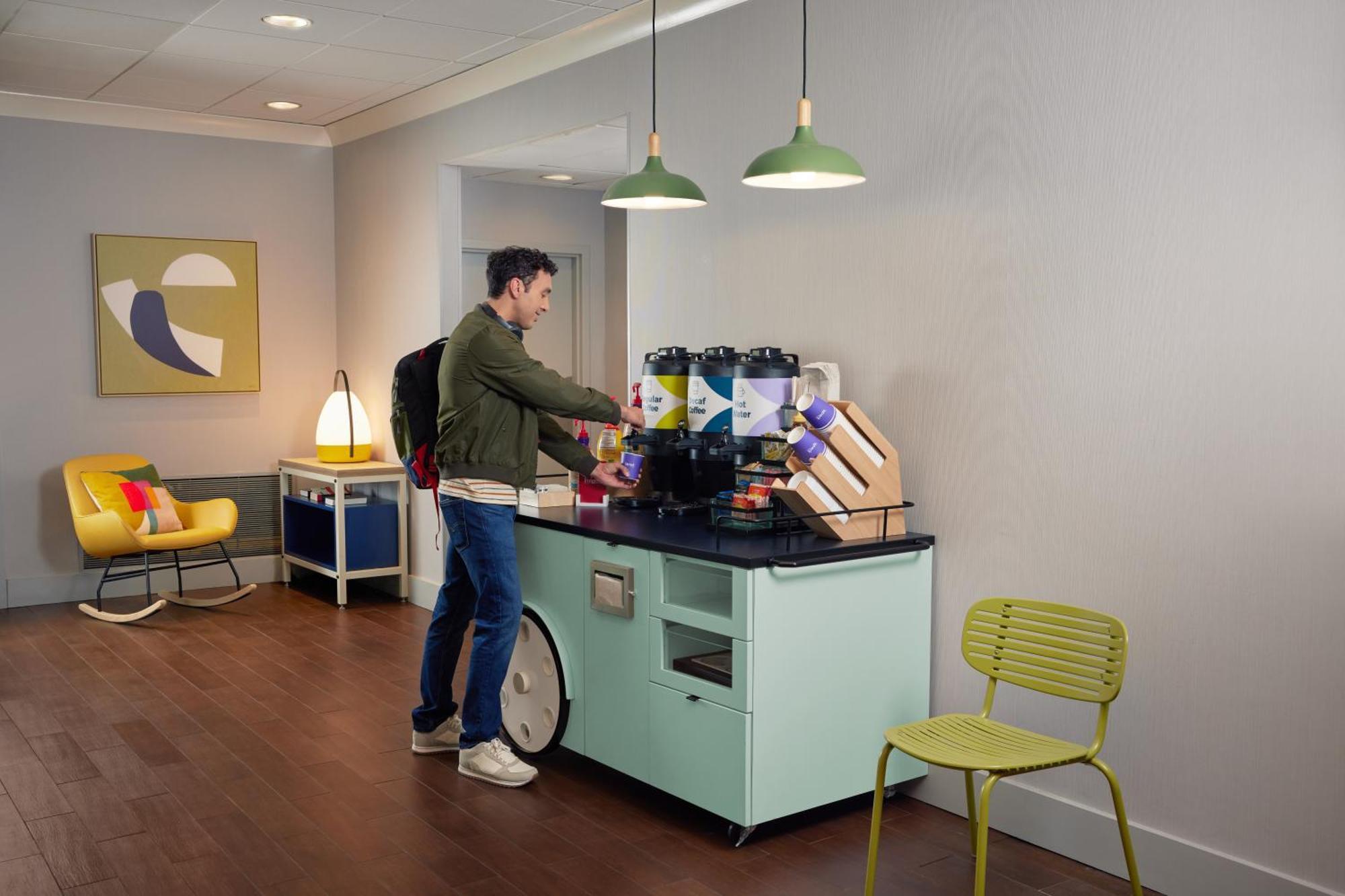 Spark By Hilton Meadows 3*
