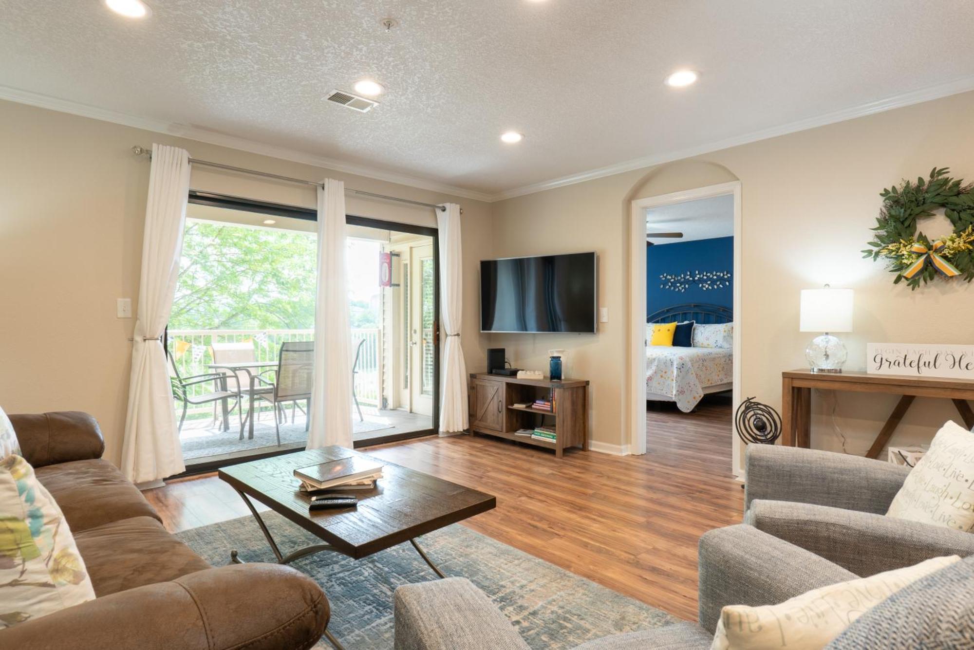 2br Walk-in - Near The 76 Strip - 2 Pools - Free Tickets Included - Fhf-11