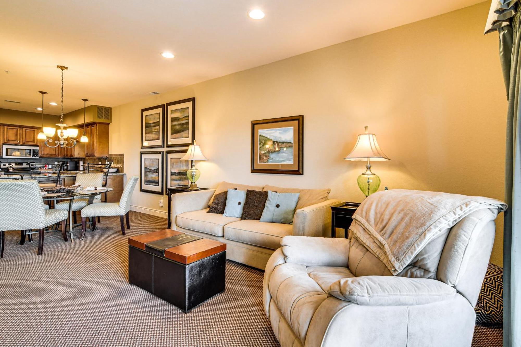 Apartment With Pool Access And Views, 3 Mi Dtwn! Branson